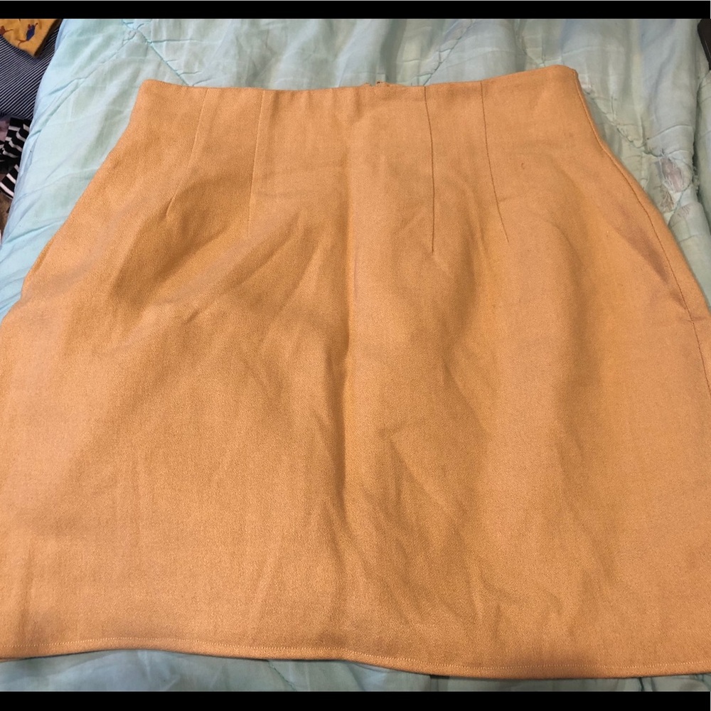 Yellow zip-up mini skirt